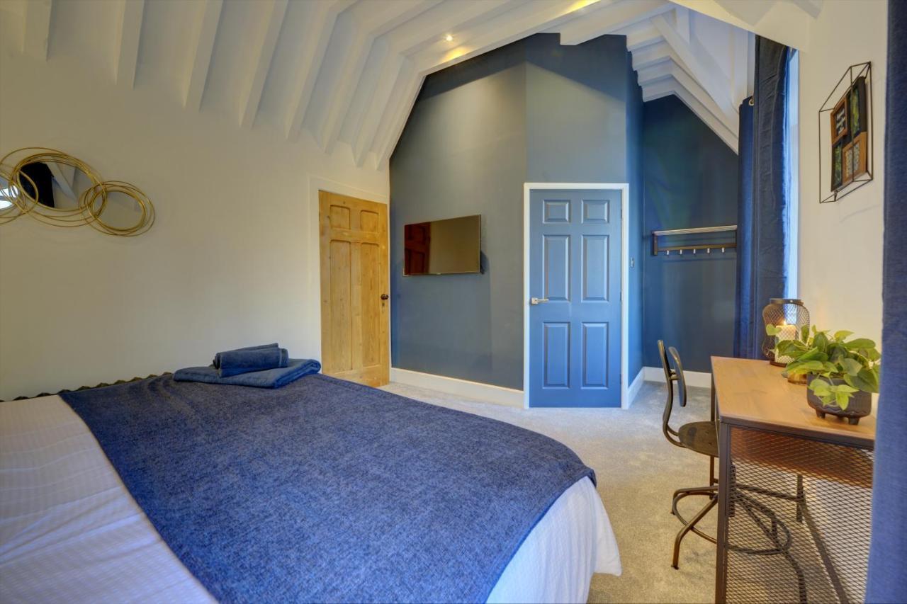 The Old Vicarage - Secure Parking, Fast Wifi, Garden Villa Leeds  Dış mekan fotoğraf