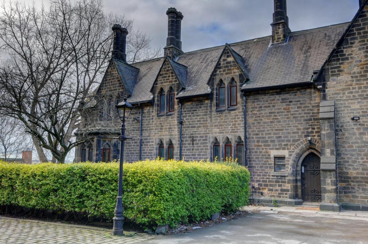 The Old Vicarage - Secure Parking, Fast Wifi, Garden Villa Leeds  Dış mekan fotoğraf