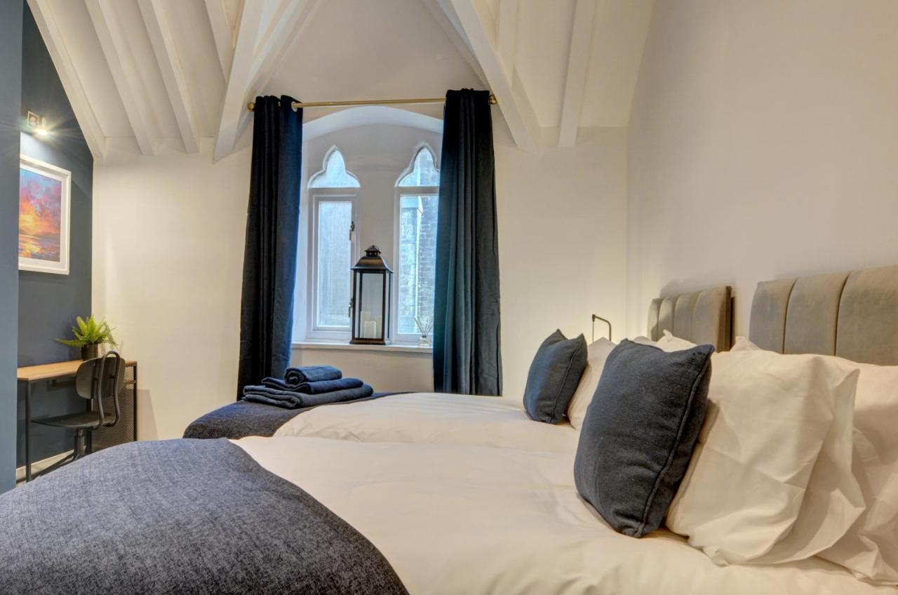 The Old Vicarage - Secure Parking, Fast Wifi, Garden Villa Leeds  Dış mekan fotoğraf