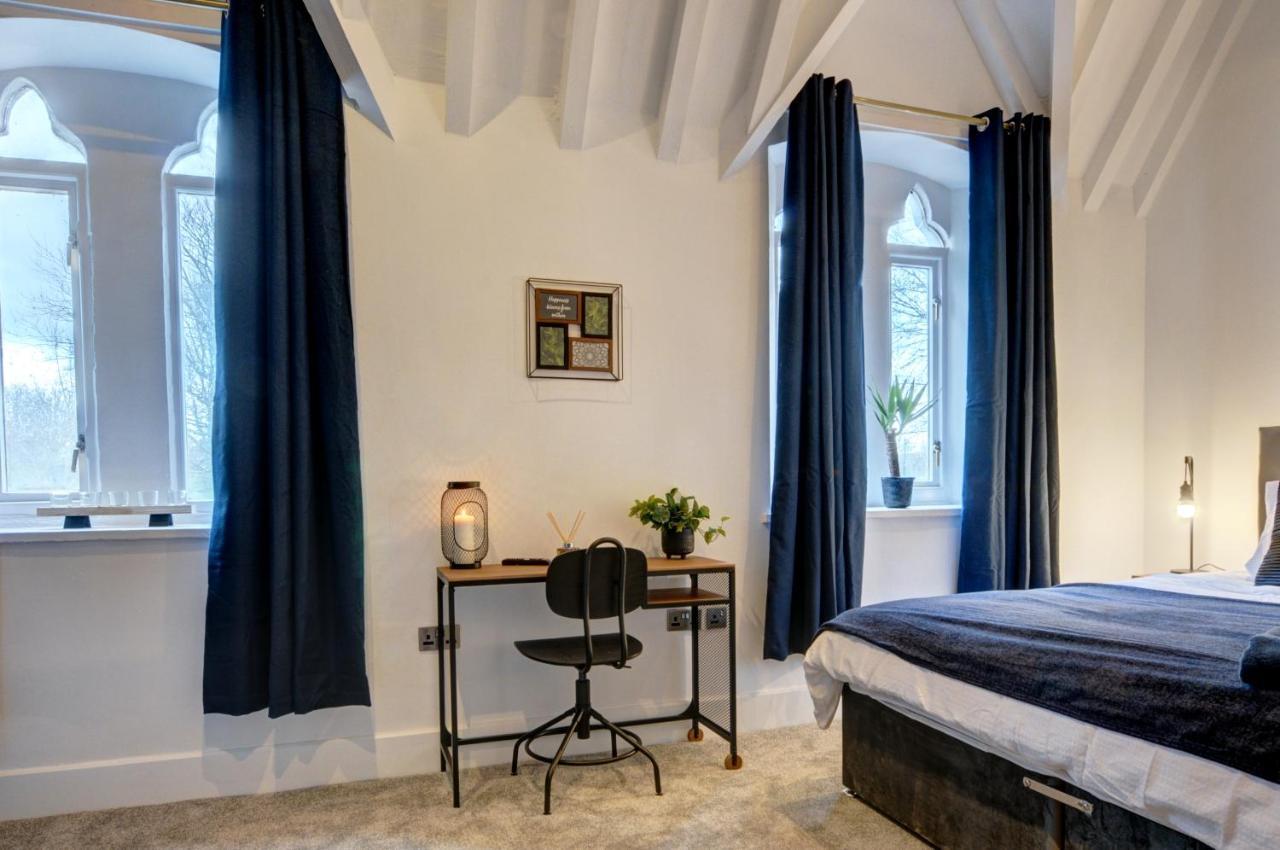 The Old Vicarage - Secure Parking, Fast Wifi, Garden Villa Leeds  Dış mekan fotoğraf