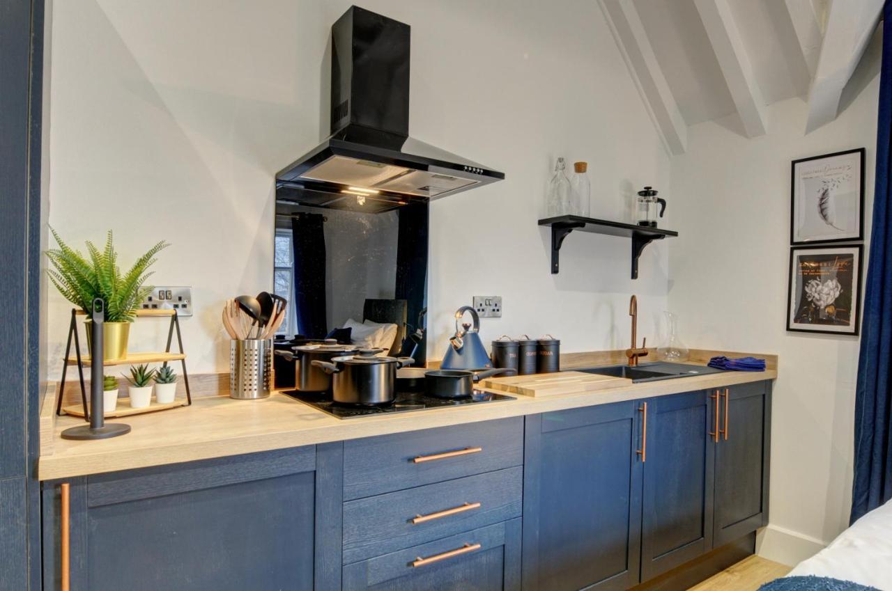 The Old Vicarage - Secure Parking, Fast Wifi, Garden Villa Leeds  Dış mekan fotoğraf