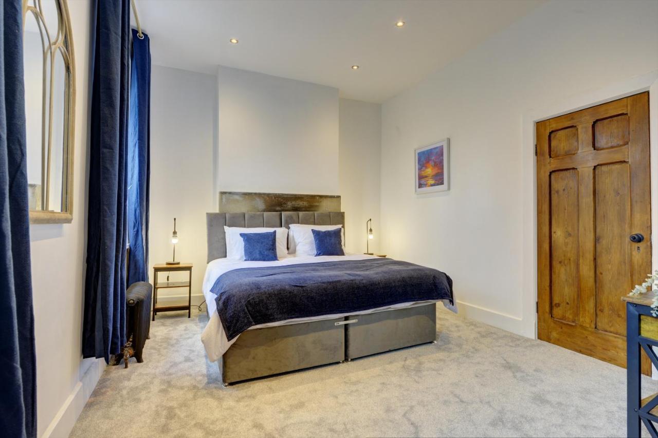 The Old Vicarage - Secure Parking, Fast Wifi, Garden Villa Leeds  Dış mekan fotoğraf