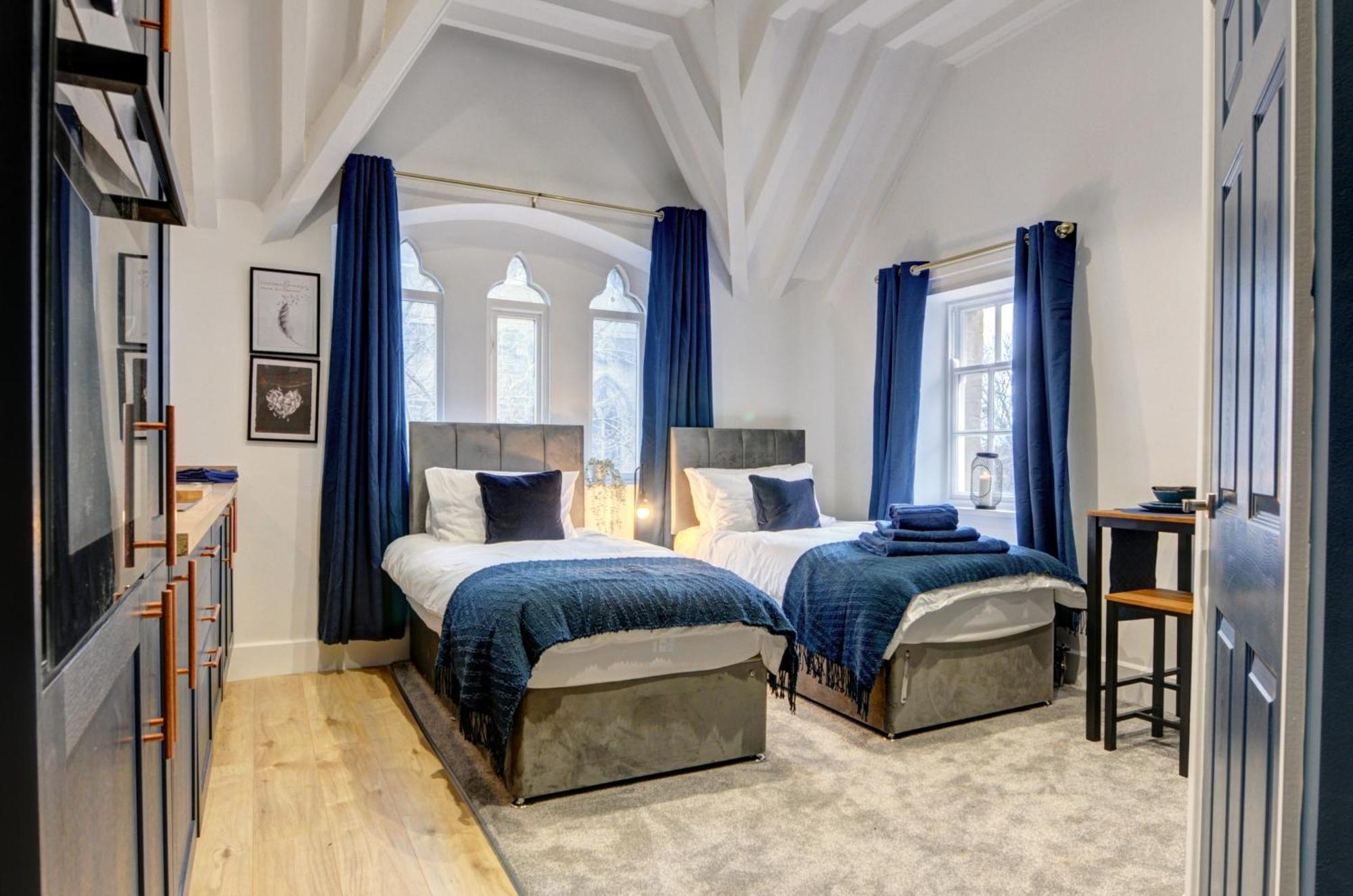 The Old Vicarage - Secure Parking, Fast Wifi, Garden Villa Leeds  Dış mekan fotoğraf