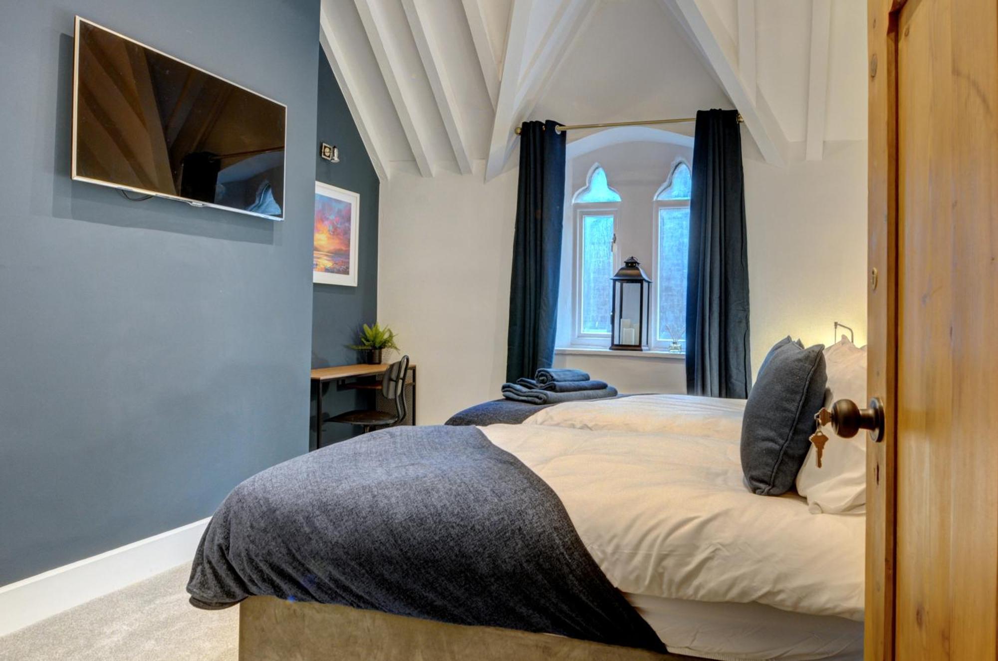 The Old Vicarage - Secure Parking, Fast Wifi, Garden Villa Leeds  Dış mekan fotoğraf