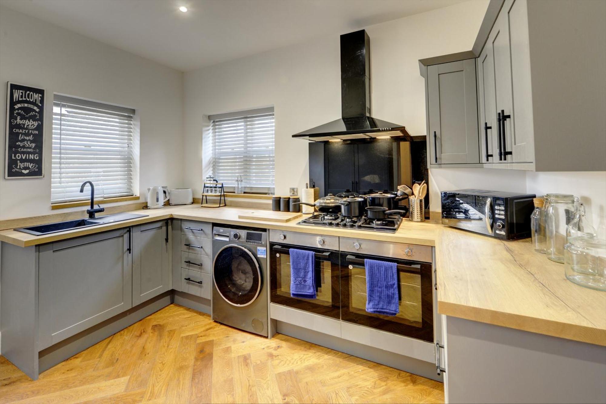 The Old Vicarage - Secure Parking, Fast Wifi, Garden Villa Leeds  Dış mekan fotoğraf