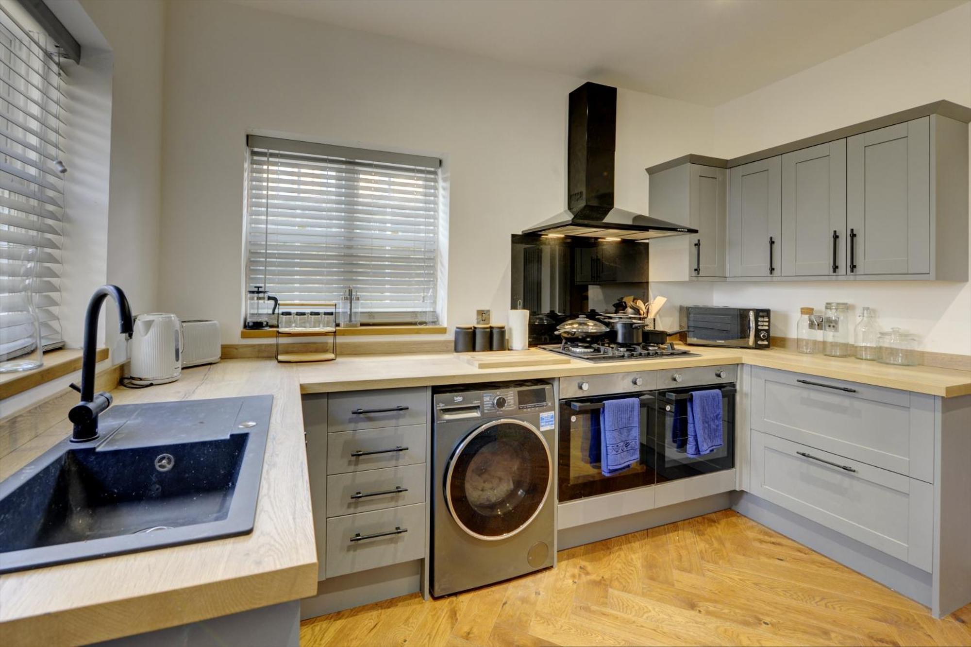 The Old Vicarage - Secure Parking, Fast Wifi, Garden Villa Leeds  Dış mekan fotoğraf